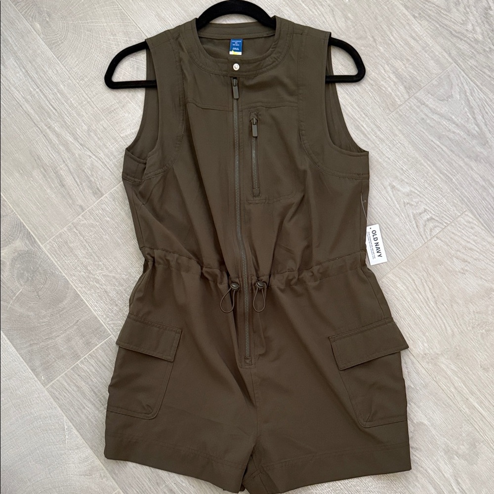 NWT Women's Old Navy Olive Lightweight Jumpsuit